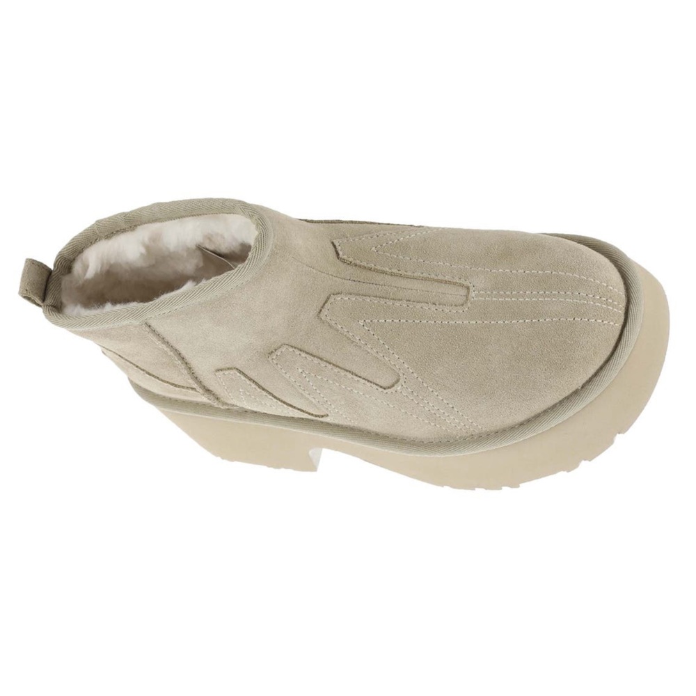 UGG® Ultra Mini New Heights Sunwave Color:
Mustard Seed (Women's) SZ 9 $179! - Picture 5 of 9